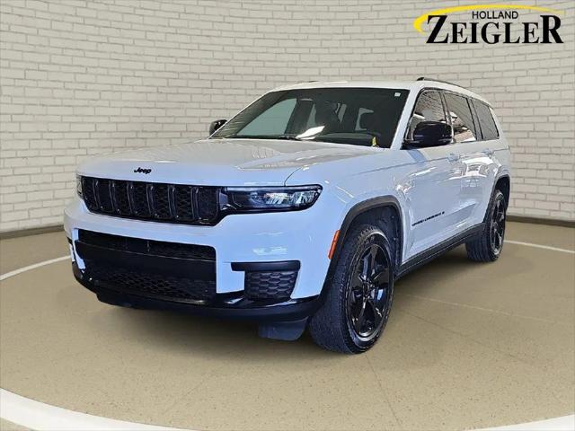 2023 Jeep Grand Cherokee L Altitude 4x4 for sale in Holland, MI