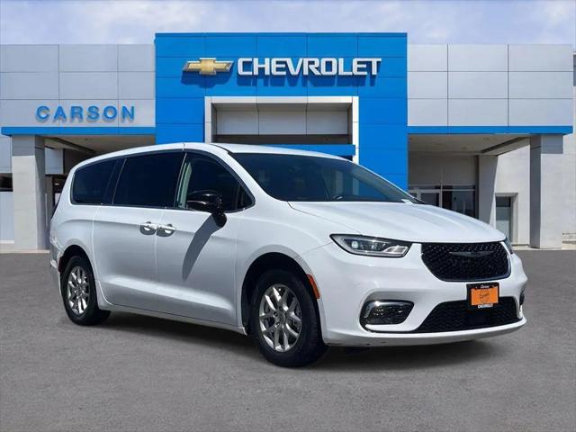2024 Chrysler Pacifica Touring L for sale in Carson, CA