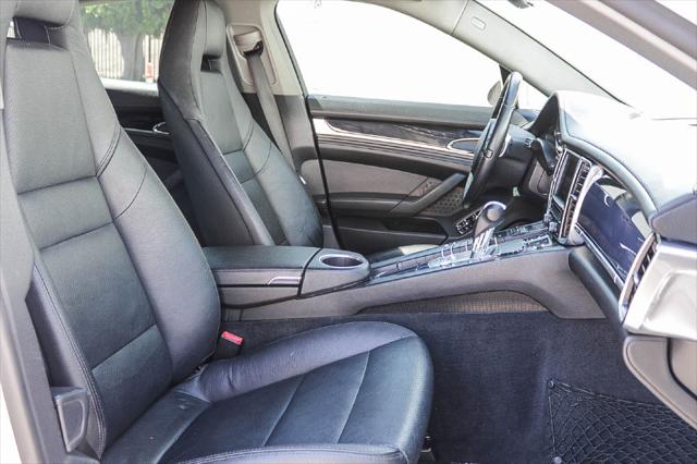 2012 Porsche Panamera 4