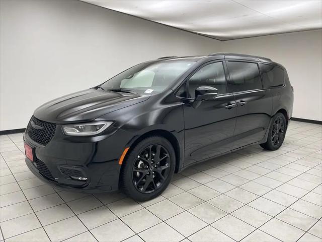 2026 Chrysler Pacifica Limited for sale in Sheboygan, WI