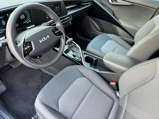 2025 Kia Niro LX