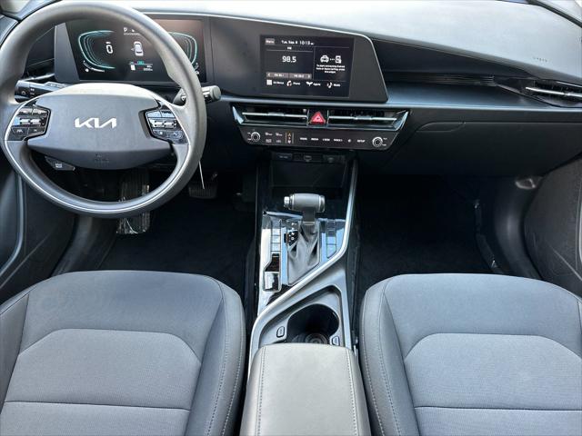 2025 Kia Niro LX
