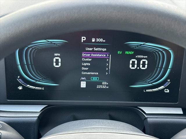 2025 Kia Niro LX