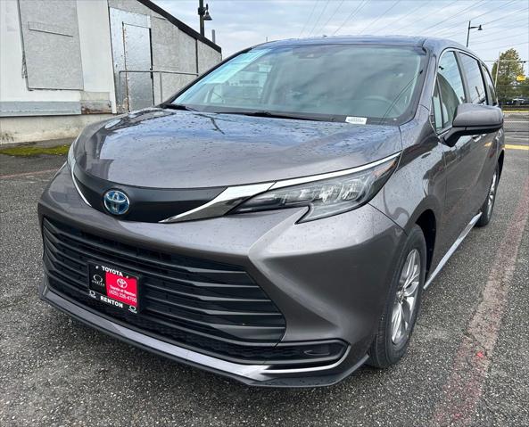 2024 Toyota Sienna LE for sale in Renton, WA