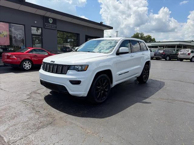 2017 Jeep Grand Cherokee Altitude 4x4 for sale in Newark, OH