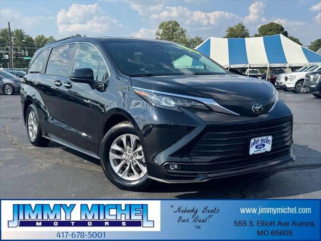 2026 Toyota Sienna XLE for sale in Aurora, MO