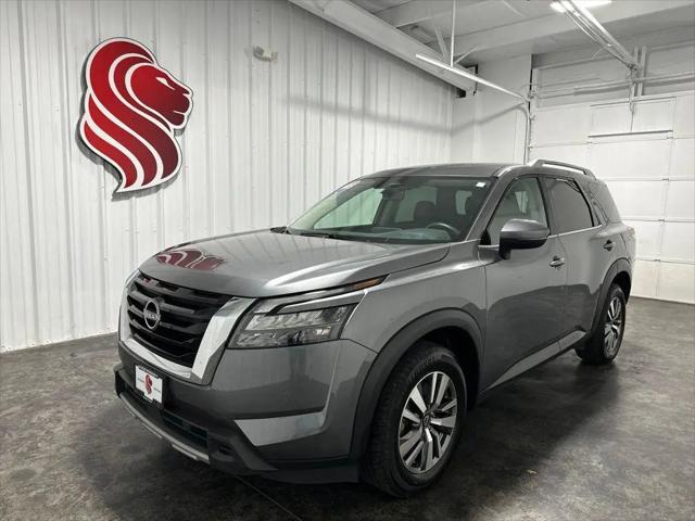 2025 Nissan Pathfinder SL 4WD for sale in Evansville, IN