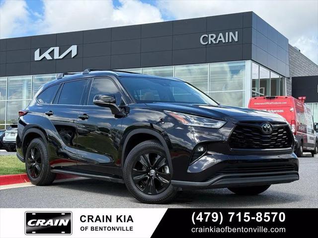 2021 Toyota Highlander XLE for sale in Bentonville, AR