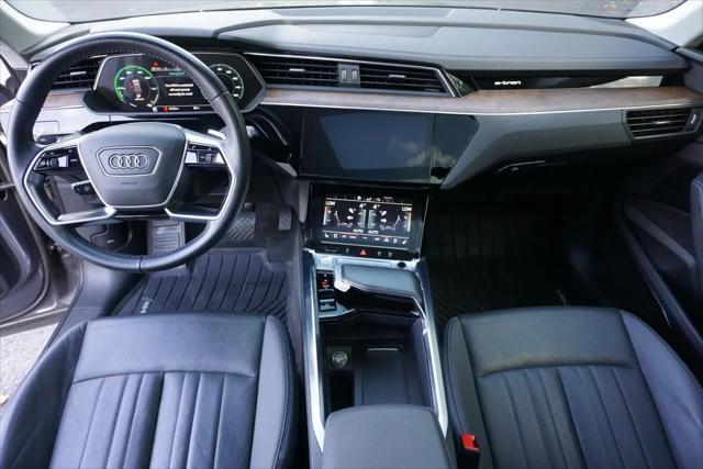 2019 Audi e-tron Premium Plus