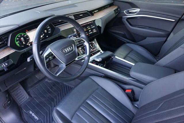 2019 Audi e-tron Premium Plus