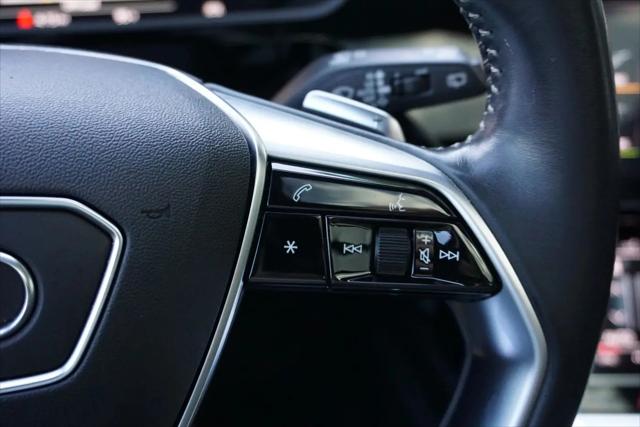 2019 Audi e-tron Premium Plus