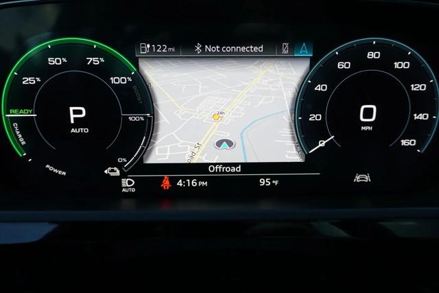 2019 Audi e-tron Premium Plus