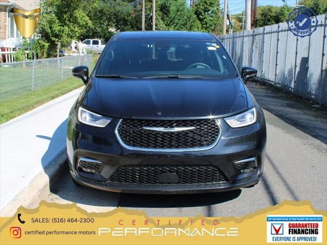 2025 Chrysler Pacifica Select for sale in Valley Stream, NY