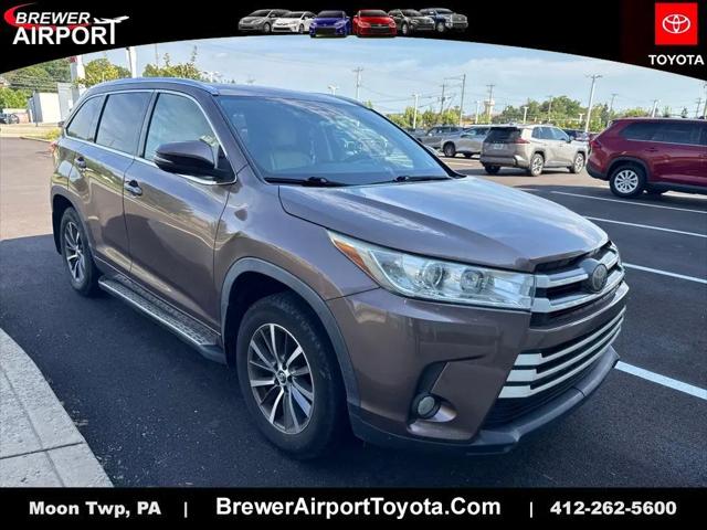 2017 Toyota Highlander XLE for sale in Moon Twp, PA