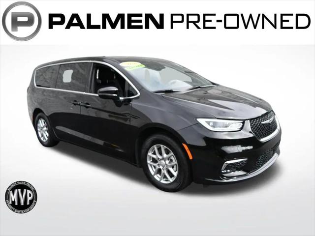 2026 Chrysler Pacifica Select for sale in Kenosha, WI
