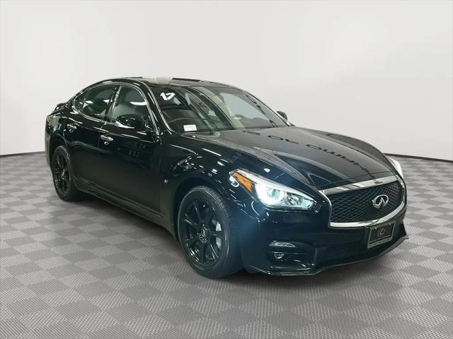 2017 INFINITI Q70 3.7X for sale in Omaha, NE