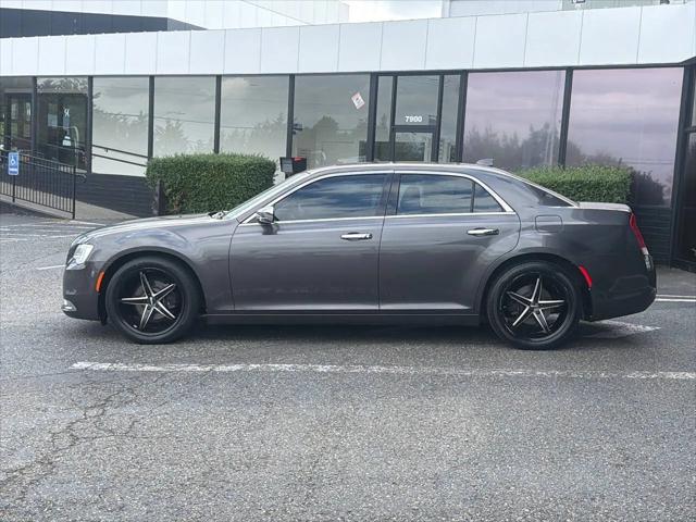 2017 Chrysler 300 C