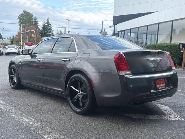 2017 Chrysler 300 C