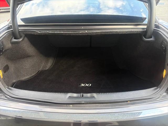 2017 Chrysler 300 C