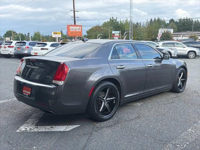 2017 Chrysler 300 C