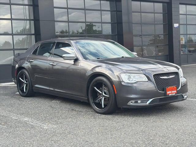 2017 Chrysler 300 C