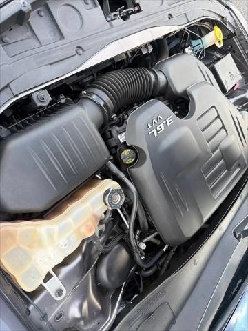2017 Chrysler 300 C