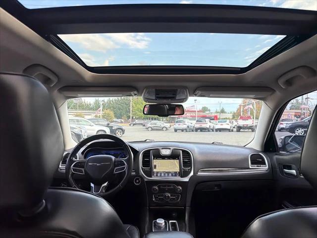 2017 Chrysler 300 C