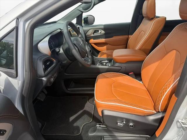2026 Chrysler Pacifica Pinnacle AWD