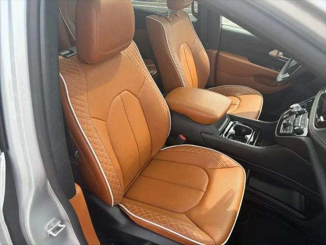 2026 Chrysler Pacifica Pinnacle AWD