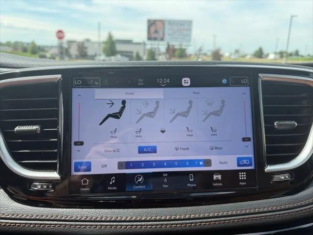 2026 Chrysler Pacifica Pinnacle AWD
