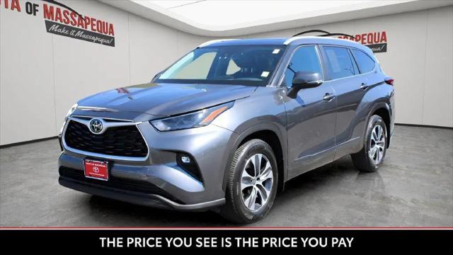 2023 Toyota Highlander XLE for sale in Seaford, NY