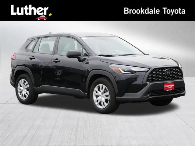 2025 Toyota Corolla Cross L for sale in Brooklyn Center, MN