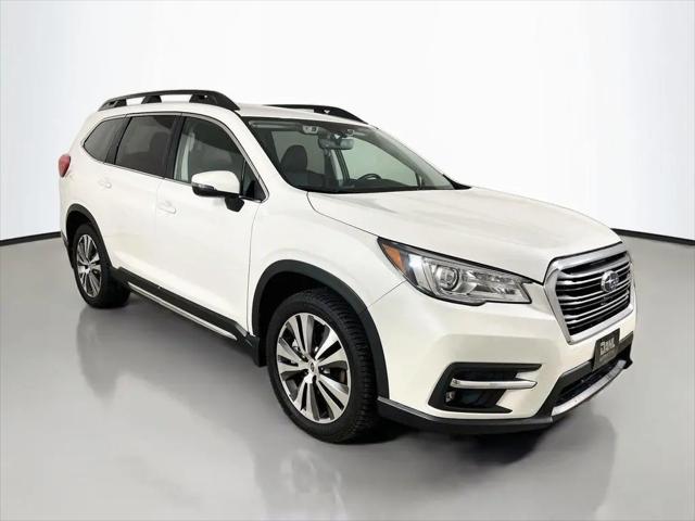 2022 Subaru Ascent Limited for sale in La Crosse, WI