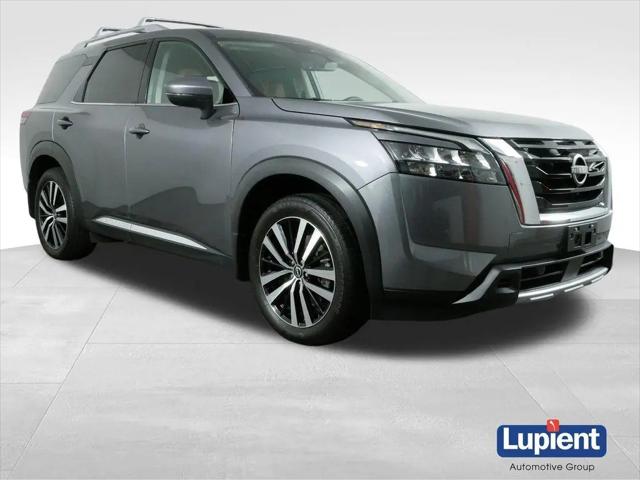 2025 Nissan Pathfinder Platinum 4WD for sale in Minneapolis, MN