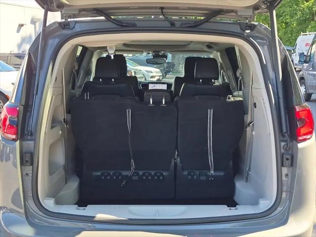 2023 Chrysler Pacifica Touring L AWD