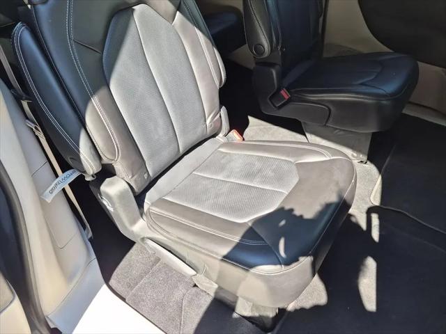 2023 Chrysler Pacifica Touring L AWD
