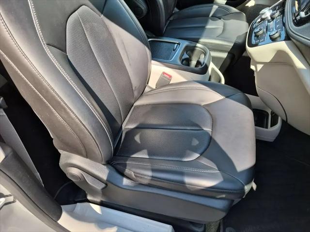 2023 Chrysler Pacifica Touring L AWD