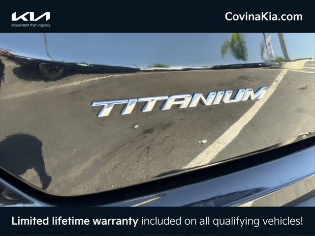 2022 Ford Edge Titanium
