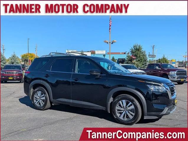 2023 Nissan Pathfinder SL 4WD for sale in Brainerd, MN