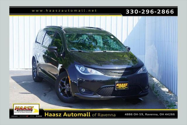 2019 Chrysler Pacifica Touring L for sale in Ravenna, OH