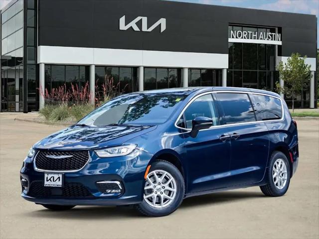2023 Chrysler Pacifica Touring L for sale in Austin, TX