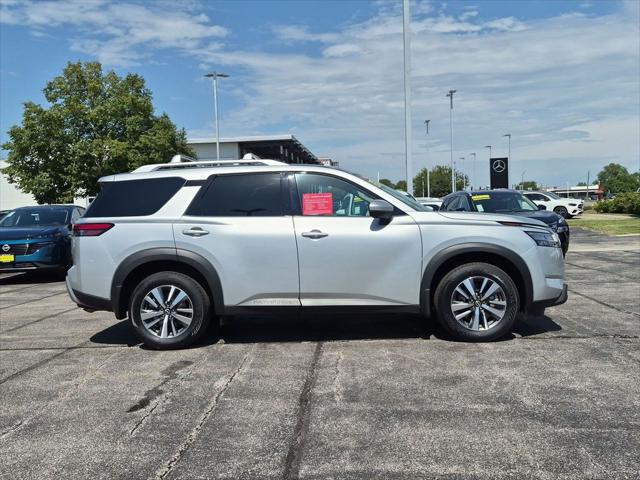 2024 Nissan Pathfinder SL 4WD