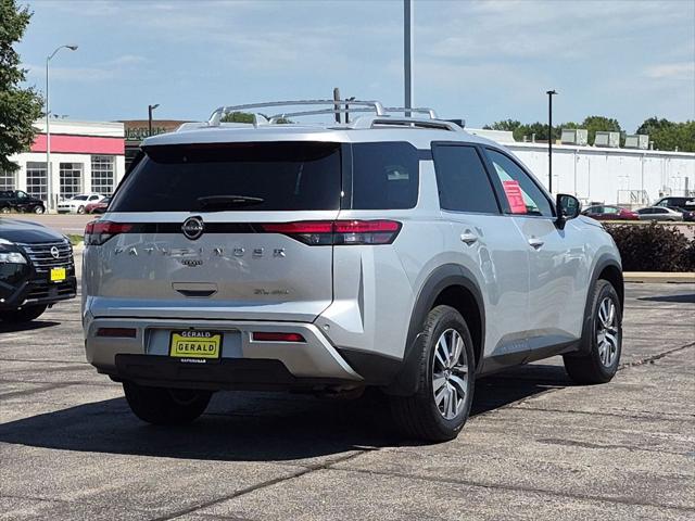2024 Nissan Pathfinder SL 4WD
