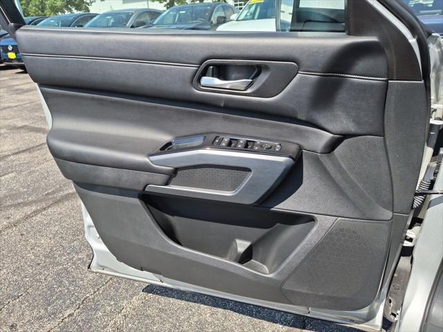 2024 Nissan Pathfinder SL 4WD