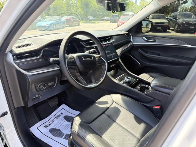 2023 Jeep Grand Cherokee Limited 4x4 2023 Jeep Grand Cherokee Limited 4x4