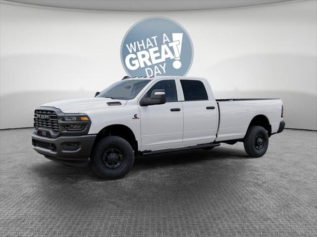 2026 RAM 2500 Tradesman Crew Cab 4x4 8 Box