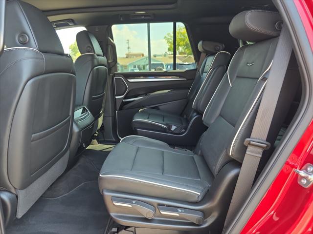 2026 Cadillac Escalade Luxury