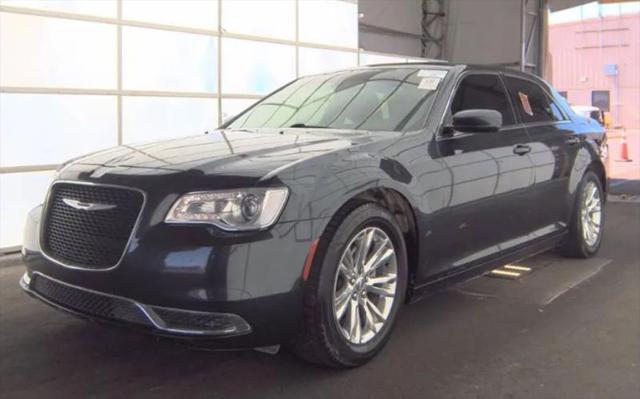 2017 Chrysler 300 Limited