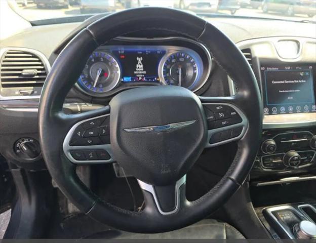 2017 Chrysler 300 Limited