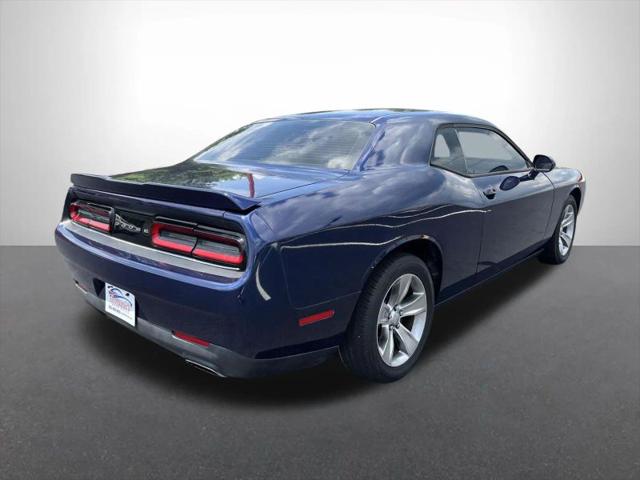2017 Dodge Challenger SXT